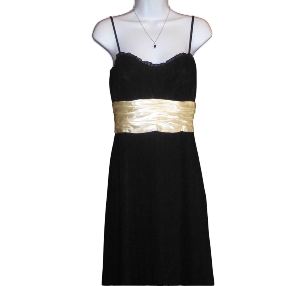 Democracy Black Pleated Party Dress, Short, Sleeveless, Cream Sash, Classy 8 Nwt